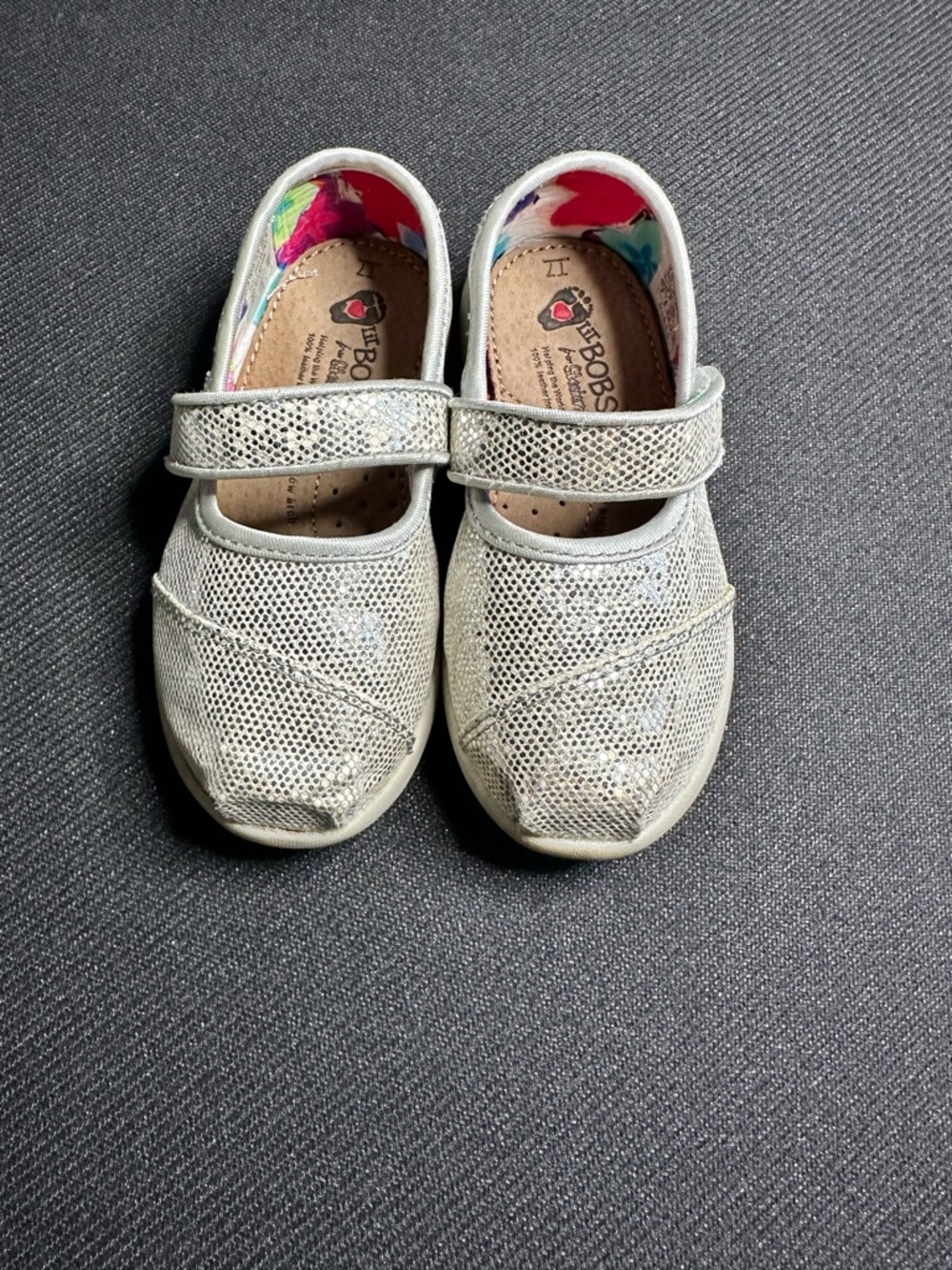 BOBS from Skechers Silver Mary Jane Flats with Hook-and-Loop Strap Sz 7